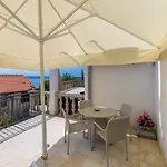With Swimming Pool Dramalj, Crikvenica - 5551 Διαμέρισμα
