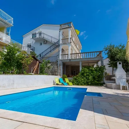 Апартаменты With Swimming Pool Dramalj, Crikvenica - 5551 Драмаль