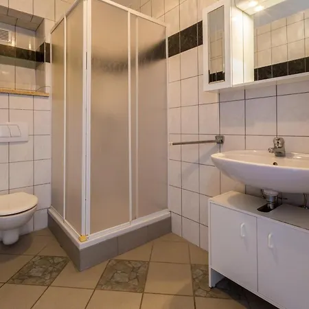 With Swimming Pool Dramalj, Crikvenica - 5551 Апартаменты Драмаль