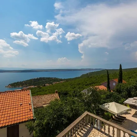 Apartament With Swimming Pool Dramalj, Crikvenica - 5551 *