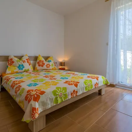 Апартаменты With Swimming Pool Dramalj, Crikvenica - 5551 *