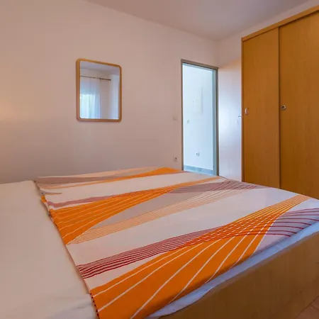 Apartament With Swimming Pool Dramalj, Crikvenica - 5551 *