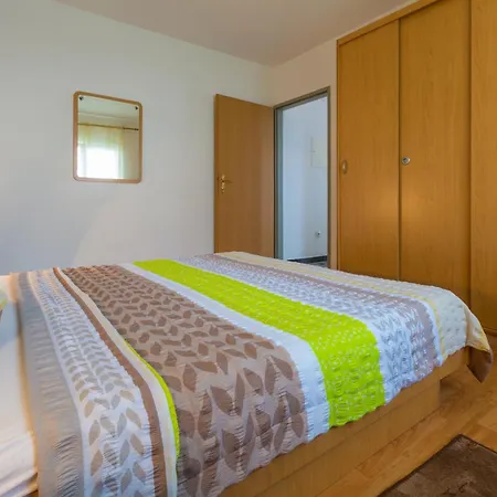 With A Swimming Pool Dramalj, Crikvenica - 5551 Apartment *