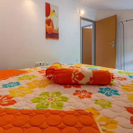 Апартаменты With Swimming Pool Dramalj, Crikvenica - 5551 Драмаль