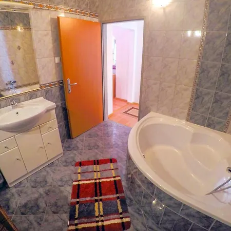 With Swimming Pool Dramalj, Crikvenica - 5551 Апартаменты Драмаль