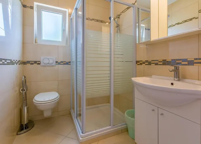 With Swimming Pool Dramalj, Crikvenica - 5551 شقة *