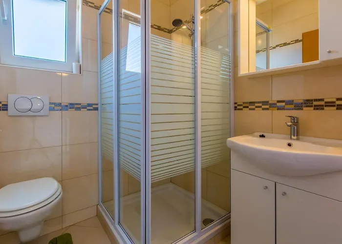 With Swimming Pool Dramalj, Crikvenica - 5551 شقة *