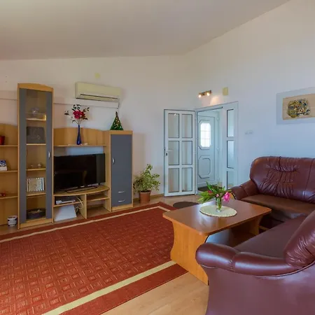 With A Swimming Pool Dramalj, Crikvenica - 5551 Apartment *