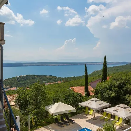 Apartment With A Swimming Pool Dramalj, Crikvenica - 5551 *