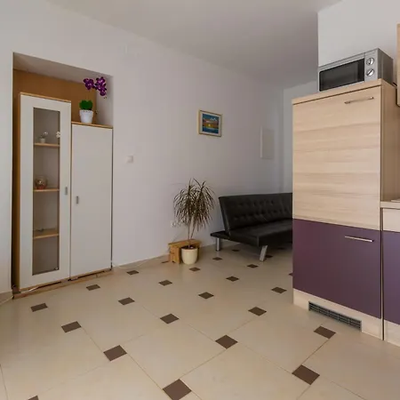 With A Swimming Pool Dramalj, Crikvenica - 5551 Apartment *