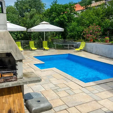 Apartment With Swimming Pool Dramalj, Crikvenica - 5551 *